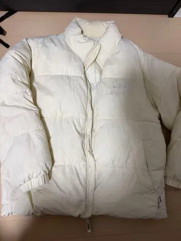 Jeep 아이보리 다운 자켓