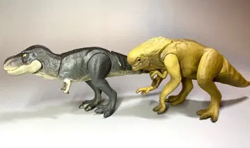 쥬라기 월드 배틀 액션 피규어 2 D-렉스 & T-렉스