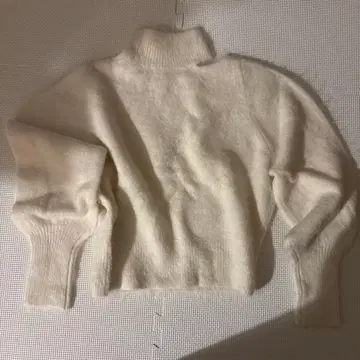 CELFORD 퍼라이크 원숄 니트