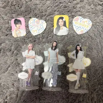 ILLIT 1번 복권 아크릴 스탠드 캔 배지