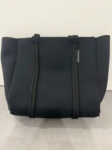 STATE OF ESCAPE 새틀라이트 시티 토트백 론 헤르만 구매