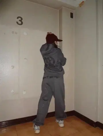 HTH glitter heart 차콜 글리터 상하의 셋업