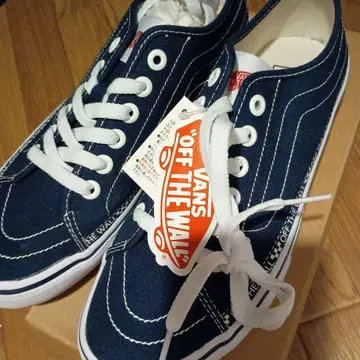 VANS OFF THE WALL 네이비 스니커즈