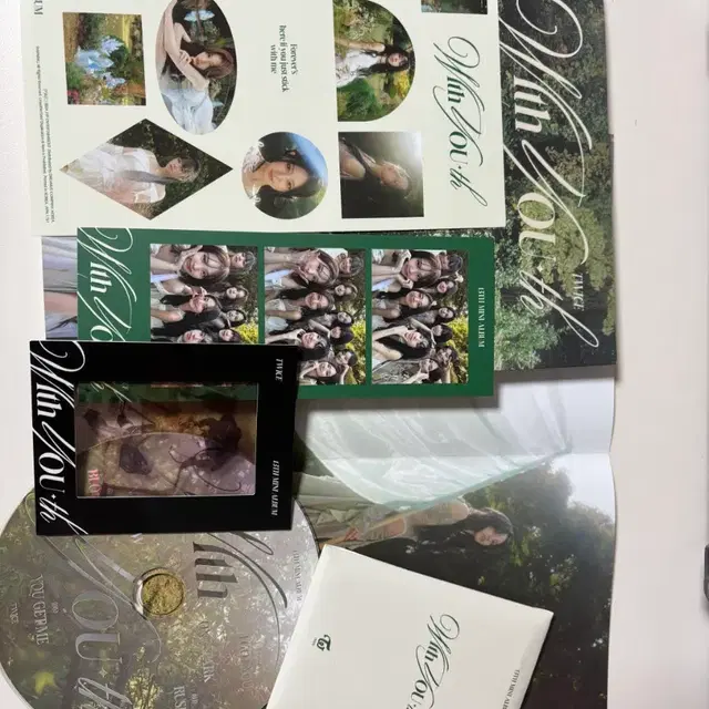 트와이스 With youth 개봉앨범 판매