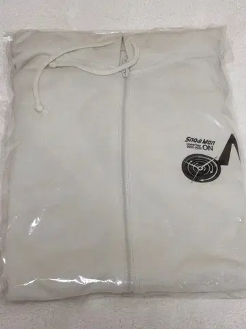 SnowMan 스노우맨 ON 공식 투어 굿즈 후드티 XL 새상품