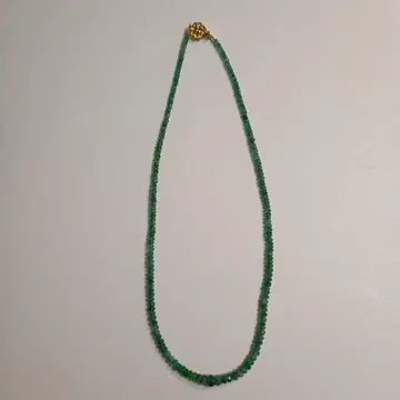 에메랄드 목걸이