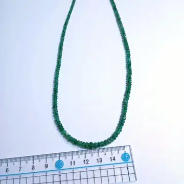 에메랄드 목걸이