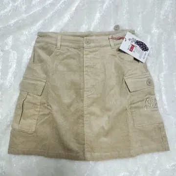 새상품 코듀로이 소재 카고 스커트 베이지 키스온더그린