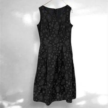 추천 EMMAJAMES 무릎 기장 원피스 슬리브리스 총 시스루 패턴