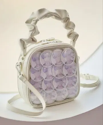 [ 추적 익명 ] MARSLY 개더 핸들백 화이트