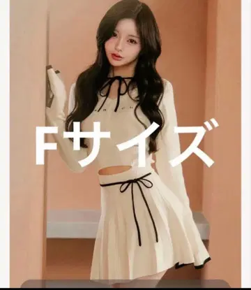 Darich 허리 오픈 리본 디자인 니트 미니 원피스