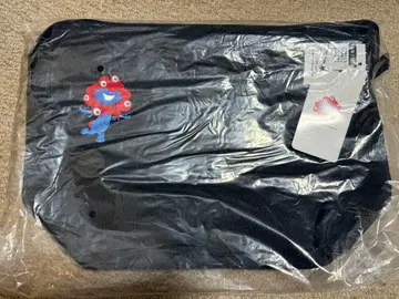 미야쿠미야쿠 메신저 백