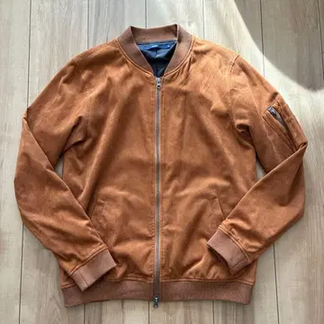 차오패닉 스웨이드풍 점퍼 MA1