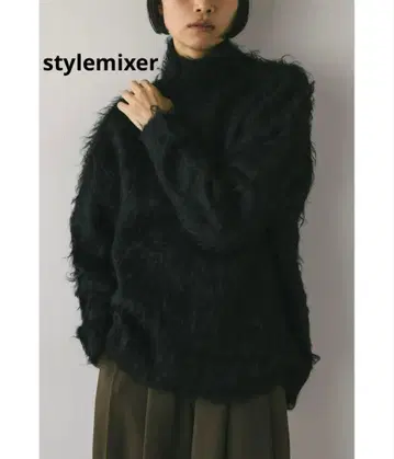 stylemixer 새상품급 헤어리 컬 하이넥 니트 블랙 스웨터