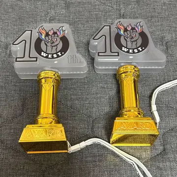쟈니즈WEST AWARD 응원봉 2 너에게 보내는 트로피 2개 세트