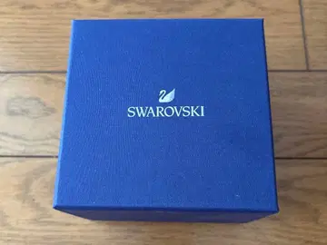 스와로브스키 손목시계 Attract 풀 파베 크리스탈