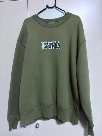 FR2 월 이세 한정판 월영 색정토 맨투맨 크루넥 L 사이즈