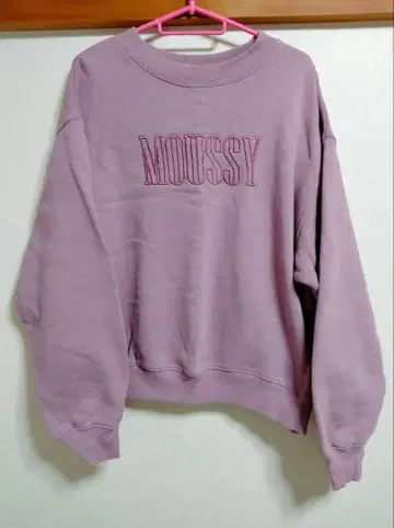 moussy 맨투맨