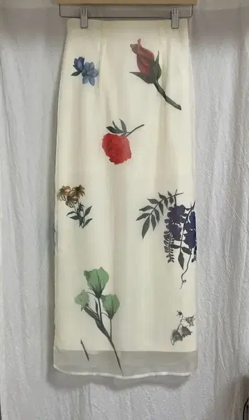 AMERI 꽃무늬 타이트 스커트