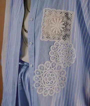 freada 레이스 셔츠