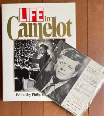 외국도서 하드커버 LIFE Kennedy 레어 싱글 레코드 포함