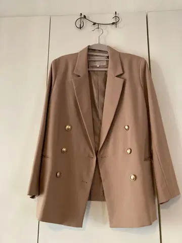 JUSGLITTY 더블 버튼 테일러드 재킷