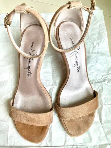 긴자 카네마츠 앵클 스트랩 샌들 22.0 베이지