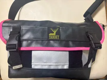 TANDEY 바디 백 블랙/핑크/실버 오더 제품 중고