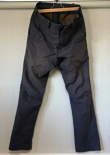 2 tacs 테이퍼드 팬츠 다크 그레이 mash twopeace