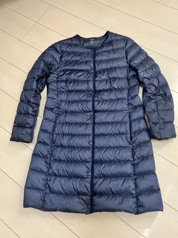 새상품급 유니클로 울트라 라이트 다운 L 네이비