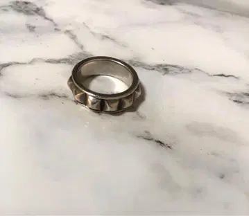 쥬에테 젠더리스 스터드 실버 반지 9호