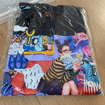 [ 새상품 ] 아무로 나미에 25주년 오키나와 T셔츠 S사이즈