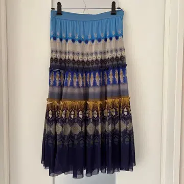 히로코코시노 2단 프릴 플레어 스커트 사이즈 38