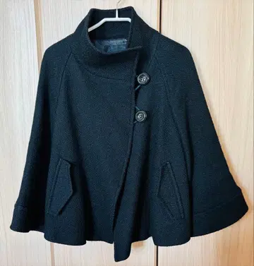 UNTITLED 언타이틀 블랙 울 100% 케이프 코트/판초