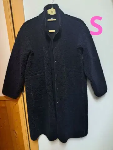 UNIQLO C 보아 플리스 스탠드 카라 코트 블랙