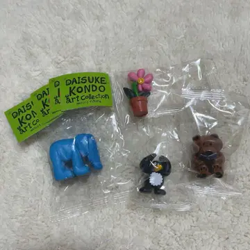 DAISUKE KONDO art collection