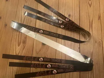 B'z 은색 테이프