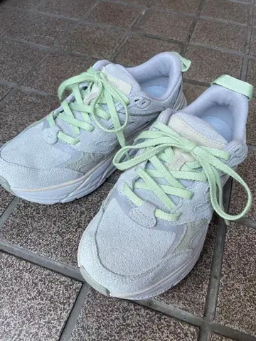 호카 클리프톤 L 스웨이드 그레이 그린 23.5