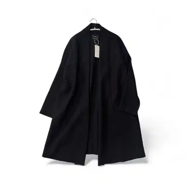 미사용 택 포함 23구 컴프레스트 파일 코디건 블랙 사이즈 38