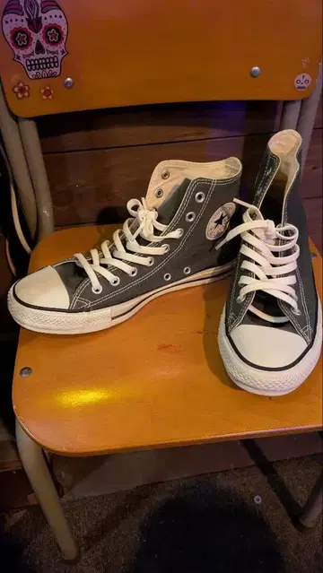 Converse 카키 하이컷 스니커즈