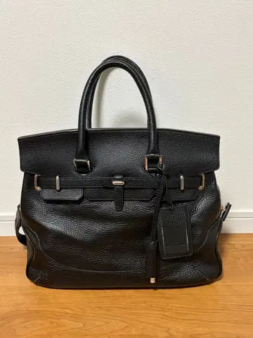 페레 모르비다 메이든 보야주 덮개 달린 보스턴 백 M