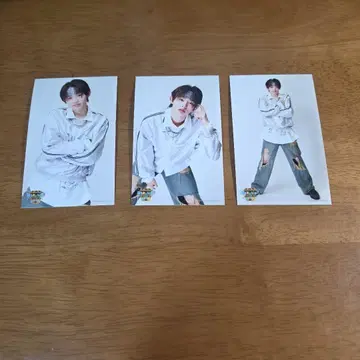 아카시 리쿠 바-이베 미니 브로마이드 화이트 의상 3점