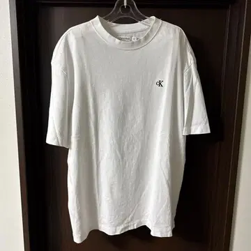 캘빈 클라인 T셔츠 L