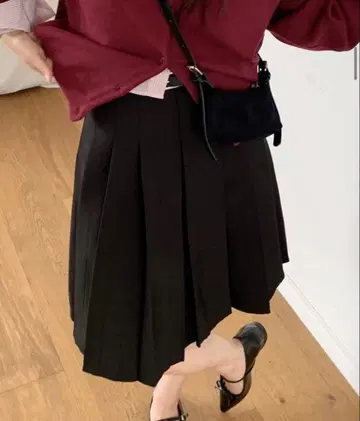 플리츠 셔링 미들 기장 스커트 TDFUNZ3252