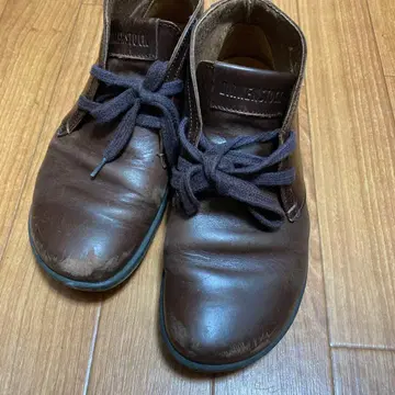 BIRKENSTOCK 브라운 하이컷 신발