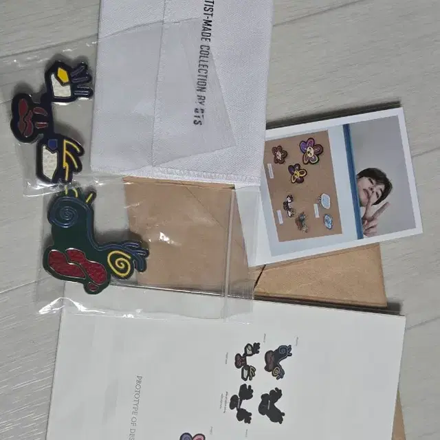 방탄소년단 bts V 김태형 뱃지