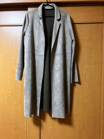 *ZARA 롱 코트 *