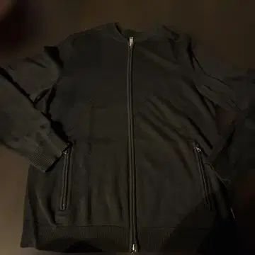 블랙 집업 스웨터 풀 집업