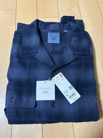 UNIQLO JWANDERSON 브러쉬드 코튼 오버 사이즈 셔츠