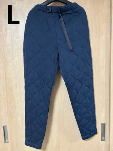 [ 새상품 완판템 ] 워크맨 퀼트 포켓 팬츠 네이비 L 사이즈